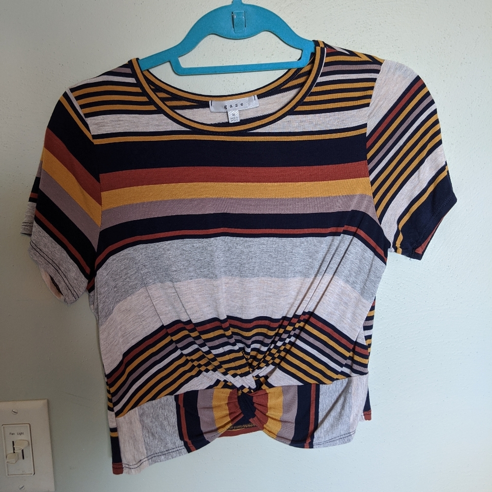 Crop top striped t-shirt